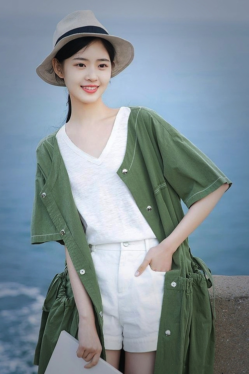 荷兰队在欧洲预赛中继续保持领先优势