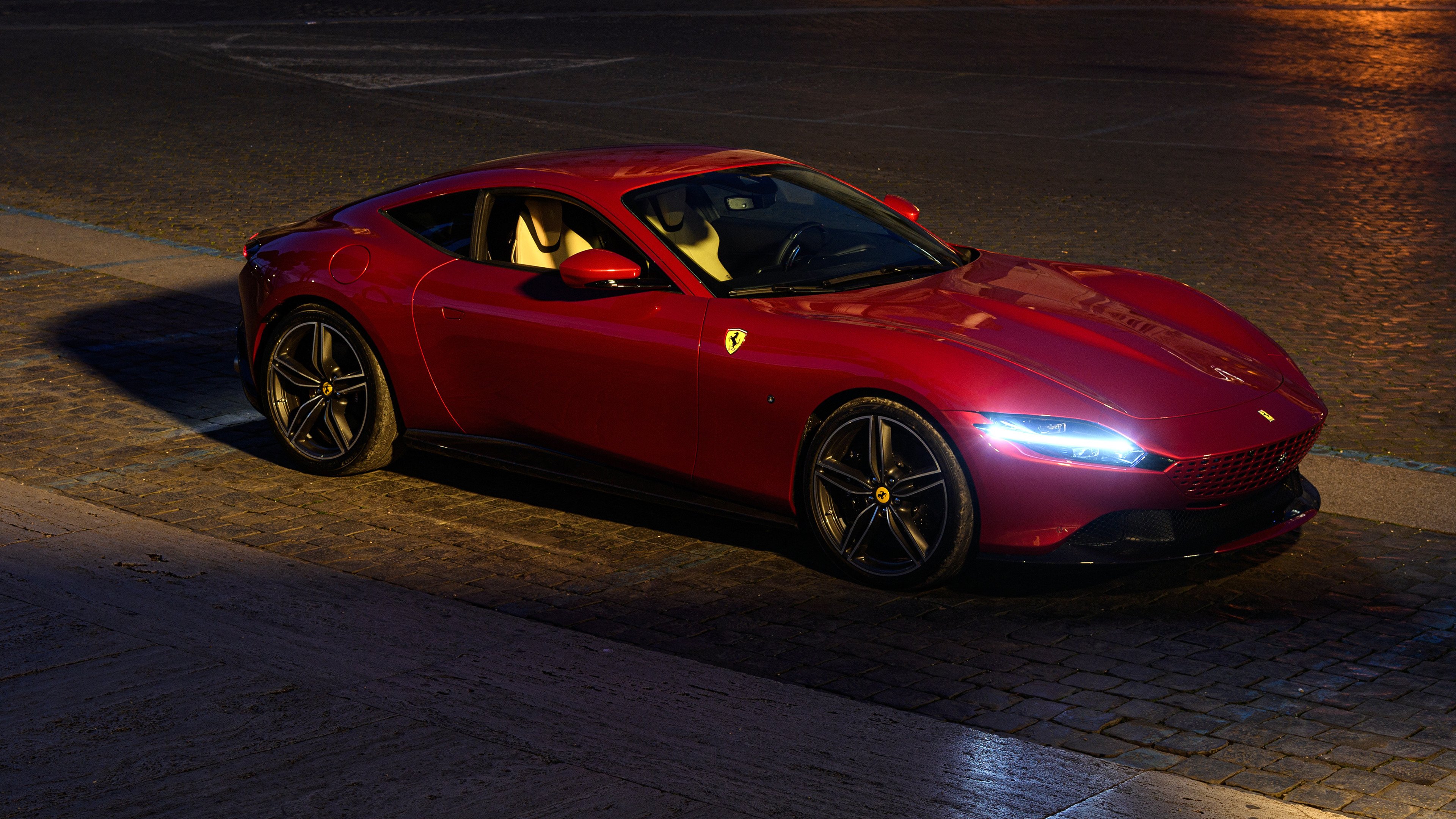 赛后采访环节火药味十足双方教练言语针锋相对，赛后采访视频